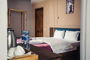 Hugo Boutique Hotel