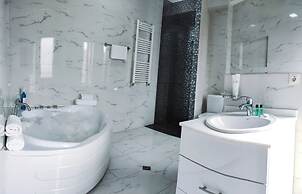 Hugo Boutique Hotel