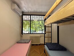 Chillton Hostel