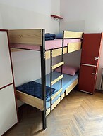 Chillton Hostel