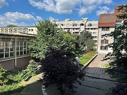 Chillton Hostel