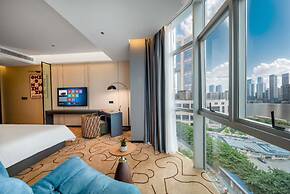 Pilot Hotel