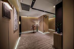Pilot Hotel