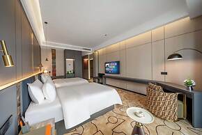 Pilot Hotel
