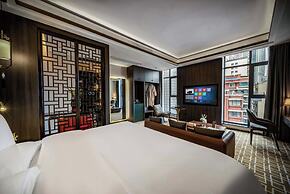 Pilot Hotel