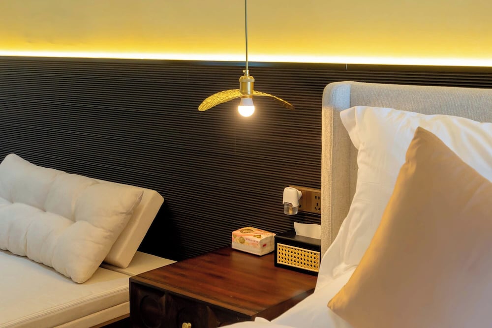Yasong Jianwen Resort Hotel