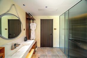 Yasong Jianwen Resort Hotel