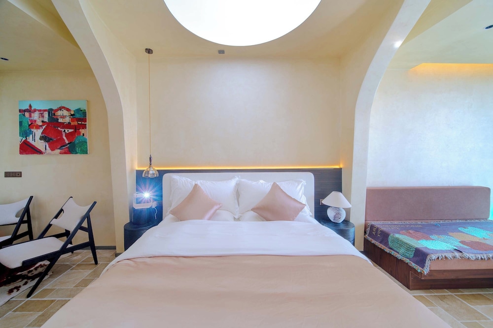 Yasong Jianwen Resort Hotel
