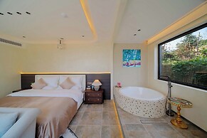 Yasong Jianwen Resort Hotel