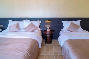 Yasong Jianwen Resort Hotel