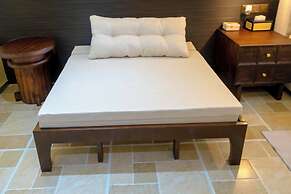 Yasong Jianwen Resort Hotel