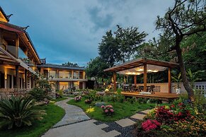 LiJiang Mountion Spring Resort