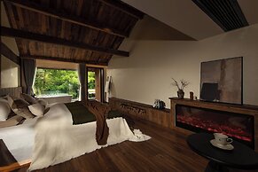 LiJiang Mountion Spring Resort