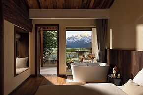 LiJiang Mountion Spring Resort