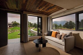 LiJiang Mountion Spring Resort