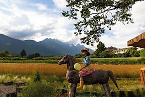 LiJiang Mountion Spring Resort