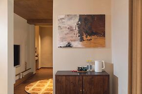Shangri-la Nine Shepherds Oxygen Retreat