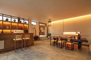 Shangri-la Nine Shepherds Oxygen Retreat