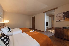Shangri-la Nine Shepherds Oxygen Retreat
