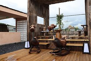 Shangri-la Nine Shepherds Oxygen Retreat