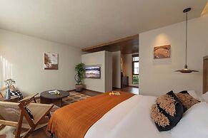 Shangri-la Nine Shepherds Oxygen Retreat