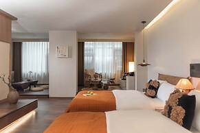 Shangri-la Nine Shepherds Oxygen Retreat