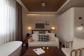 Shangri-la Nine Shepherds Oxygen Retreat