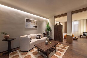 Shangri-la Nine Shepherds Oxygen Retreat