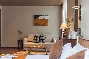 Shangri-la Nine Shepherds Oxygen Retreat