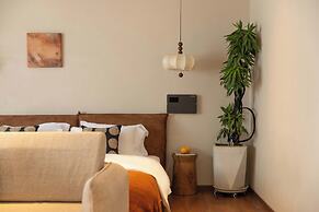 Shangri-la Nine Shepherds Oxygen Retreat