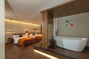 Shangri-la Nine Shepherds Oxygen Retreat