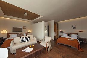 Shangri-la Nine Shepherds Oxygen Retreat