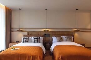Shangri-la Nine Shepherds Oxygen Retreat