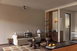 Shangri-la Nine Shepherds Oxygen Retreat