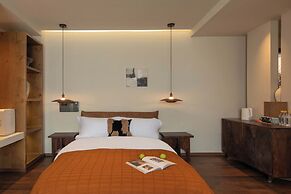 Shangri-la Nine Shepherds Oxygen Retreat