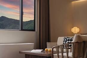Shangri-la Nine Shepherds Oxygen Retreat