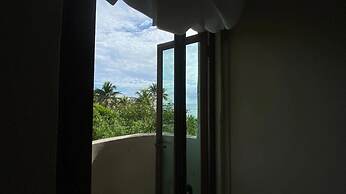 MK Hotel Beach