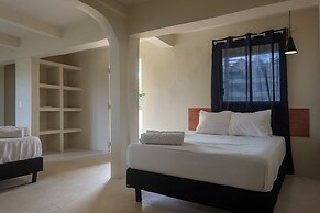 MK Hotel Beach