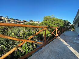 MK Hotel Beach
