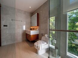 Beautiful Apt with a Pool