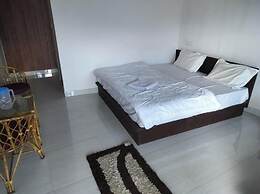 MahaGauri Hotel & Resort
