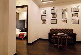 Hotel Trimoorti