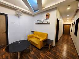 Hotel Trimoorti