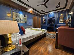 Hotel Trimoorti