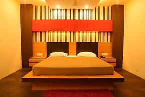Hotel Trimoorti
