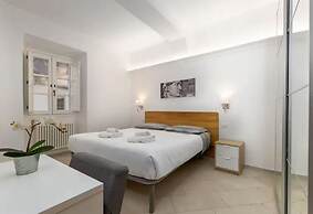 Pallottole Duomo Apartments