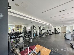 LUX  The West Avenue Dubai Marina Suite