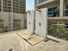 LUX  The West Avenue Dubai Marina Suite