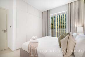 LUX  The West Avenue Dubai Marina Suite