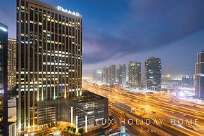 LUX  The West Avenue Dubai Marina Suite